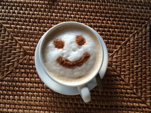 Tasse Cappuchino Milchschaum Smily